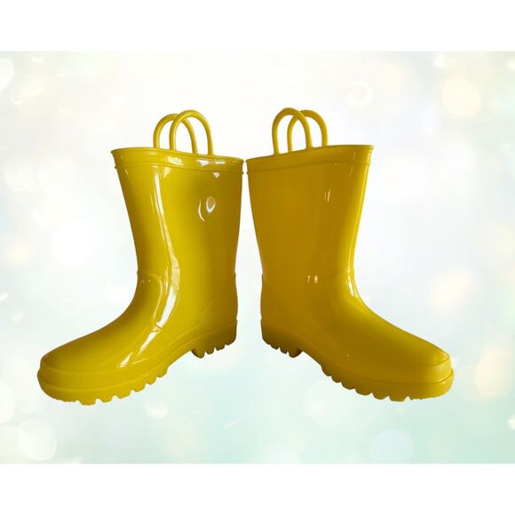 NWOT Rain Boot Planters: Yellow (Pair) (crafts/wreaths/kids) - Picture 1 of 9